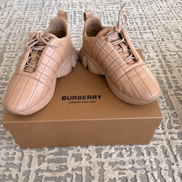 Burberry Quilted Sneakers in Beige - Picture 6 of 8